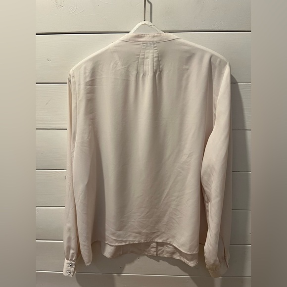 🤍WINDSMOOR Pleated Front Blouse -beige - Size 20 - Picture 8 of 8